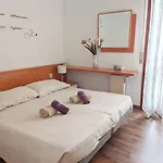 Bookingpeschiera Bei Gardaland Peschiera del Garda