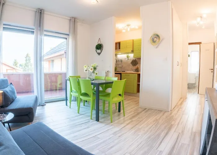 Bookingpeschiera Bei Gardaland 페스키에라델가르다